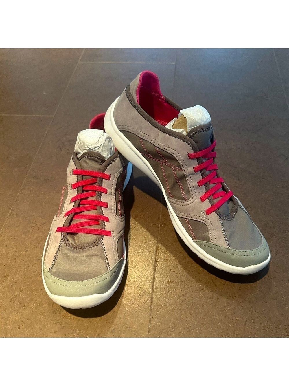 Clark’s shoes size 7